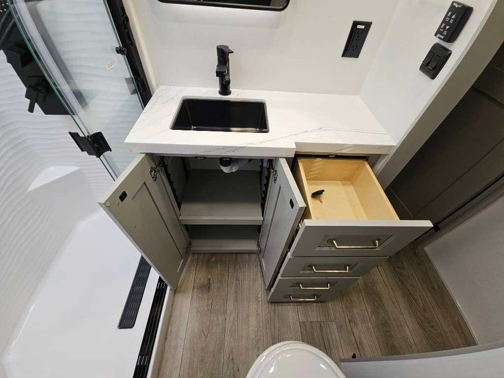 2026 Brinkley RV 2026 Brinkley RV Model G - thumbnail 40