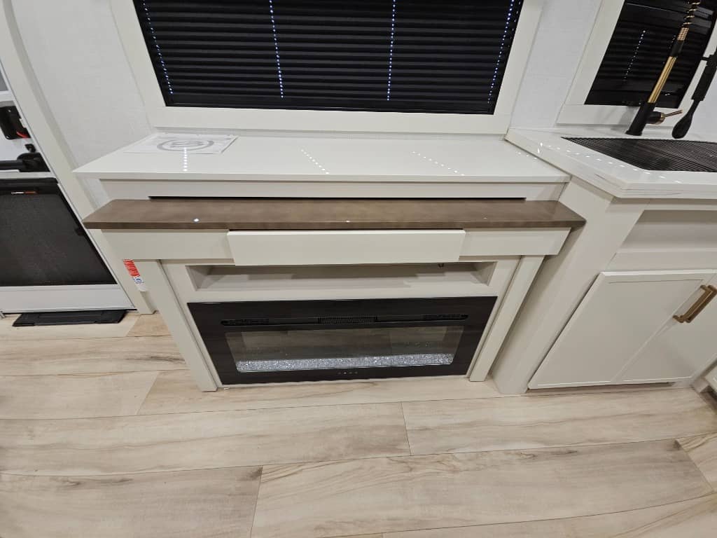 2026 Brinkley RV 2026 Brinkley RV Model I - thumbnail 12