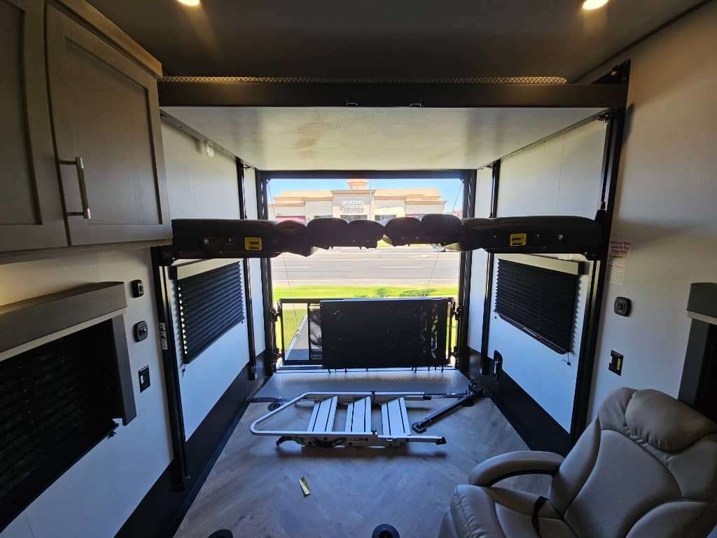 2025 Keystone RV 2025 Keystone RV Raptor Carbon Series - thumbnail 17