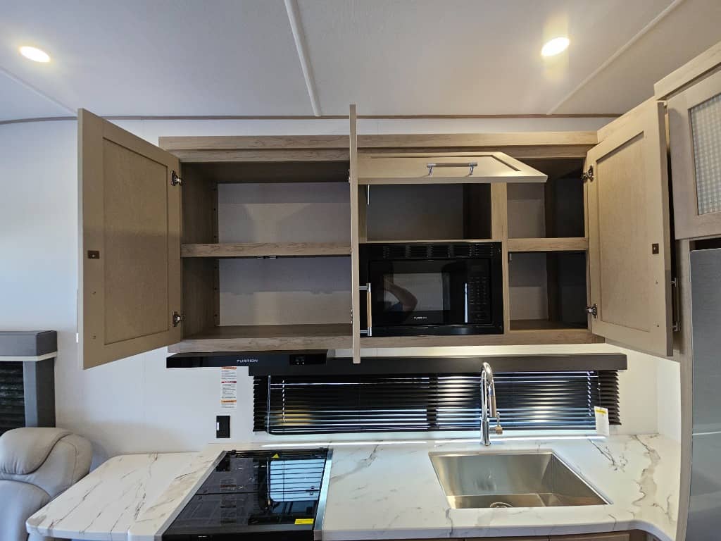 2025 Keystone RV 2025 Keystone RV Raptor Carbon Series - thumbnail 23