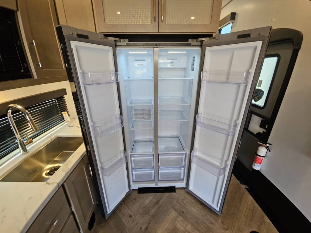 2025 Keystone RV 2025 Keystone RV Raptor Carbon Series - thumbnail 30