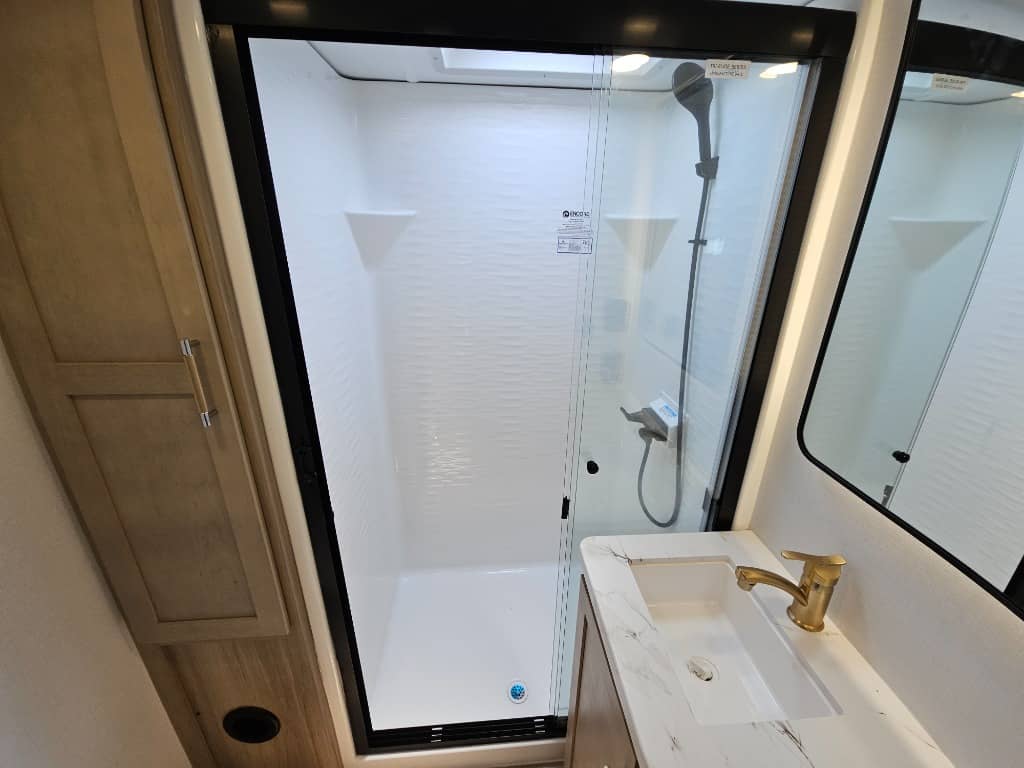 2025 Keystone RV 2025 Keystone RV Raptor Carbon Series - thumbnail 35