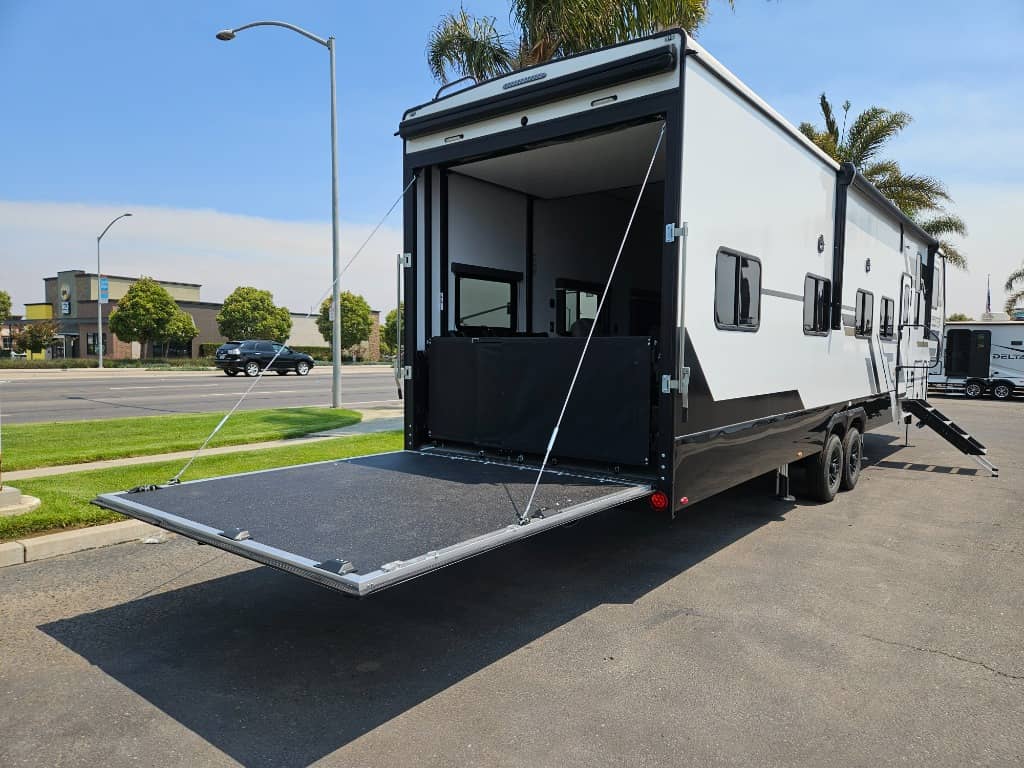 2025 Keystone RV 2025 Keystone RV Raptor Carbon Series - thumbnail 3