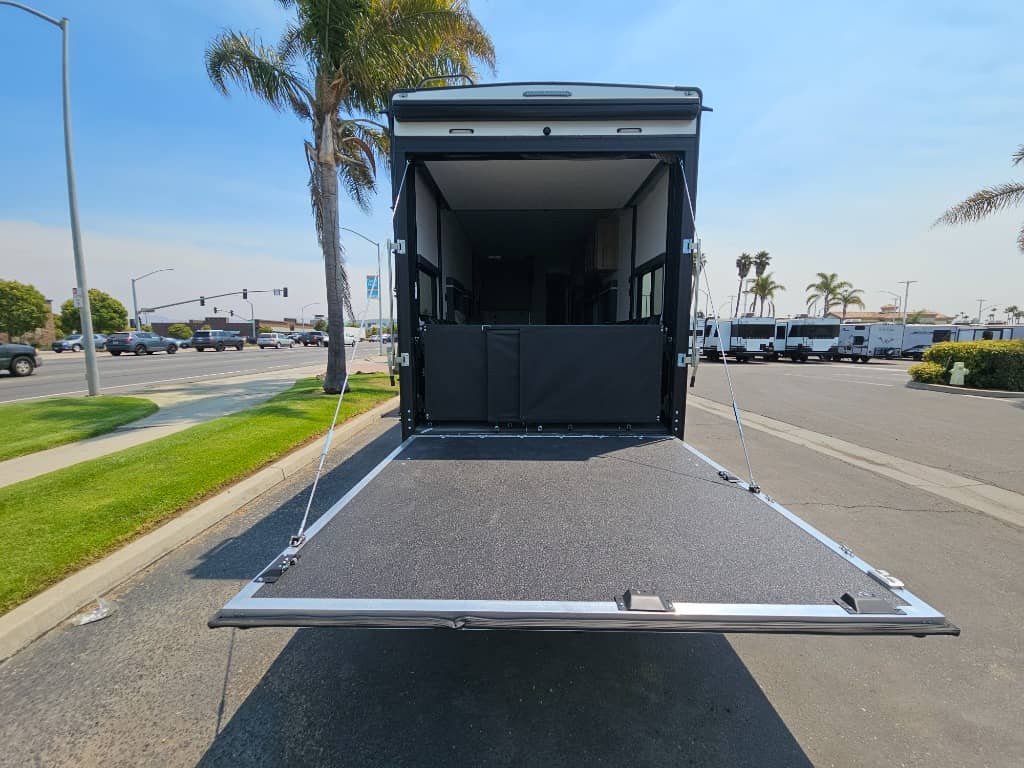 2025 Keystone RV 2025 Keystone RV Raptor Carbon Series - thumbnail 4