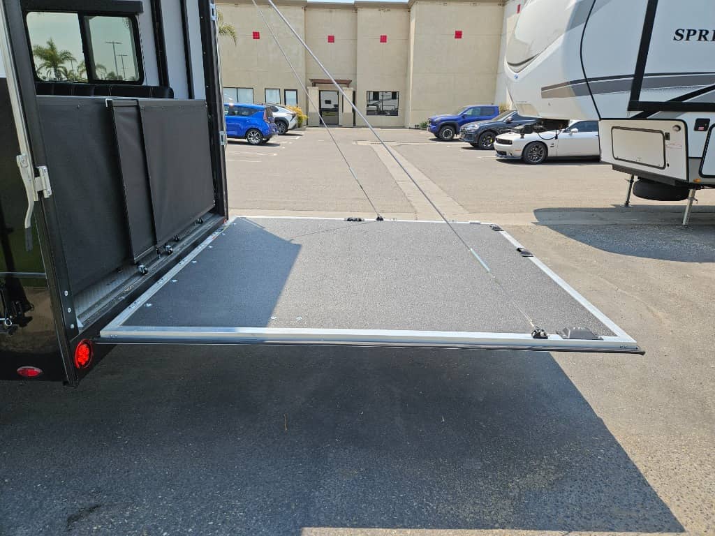 2025 Keystone RV 2025 Keystone RV Raptor Carbon Series - thumbnail 25