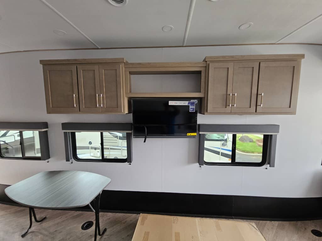 2025 Keystone RV 2025 Keystone RV Raptor Carbon Series - thumbnail 35