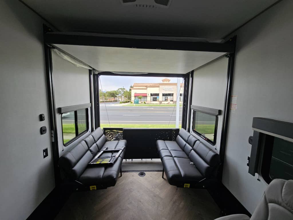 2025 Keystone RV 2025 Keystone RV Raptor Carbon Series - thumbnail 36