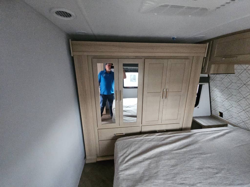 2025 Keystone RV 2025 Keystone RV Raptor Carbon Series - thumbnail 48