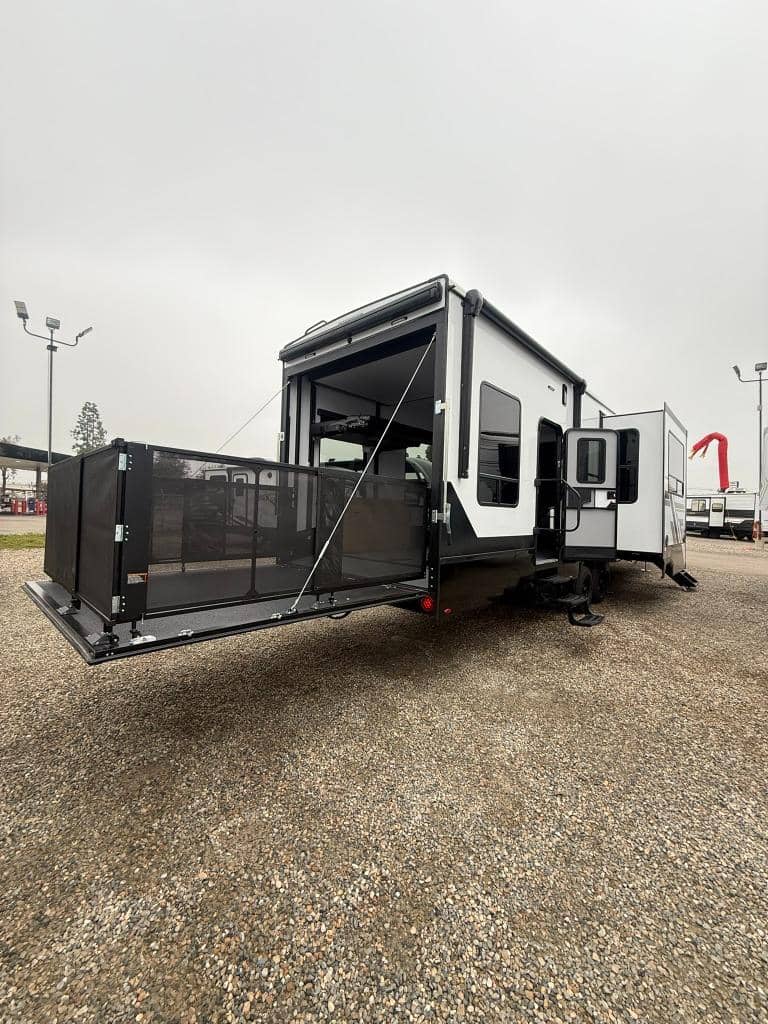 2026 Keystone RV 2026 Keystone RV Raptor Carbon Series - thumbnail 6