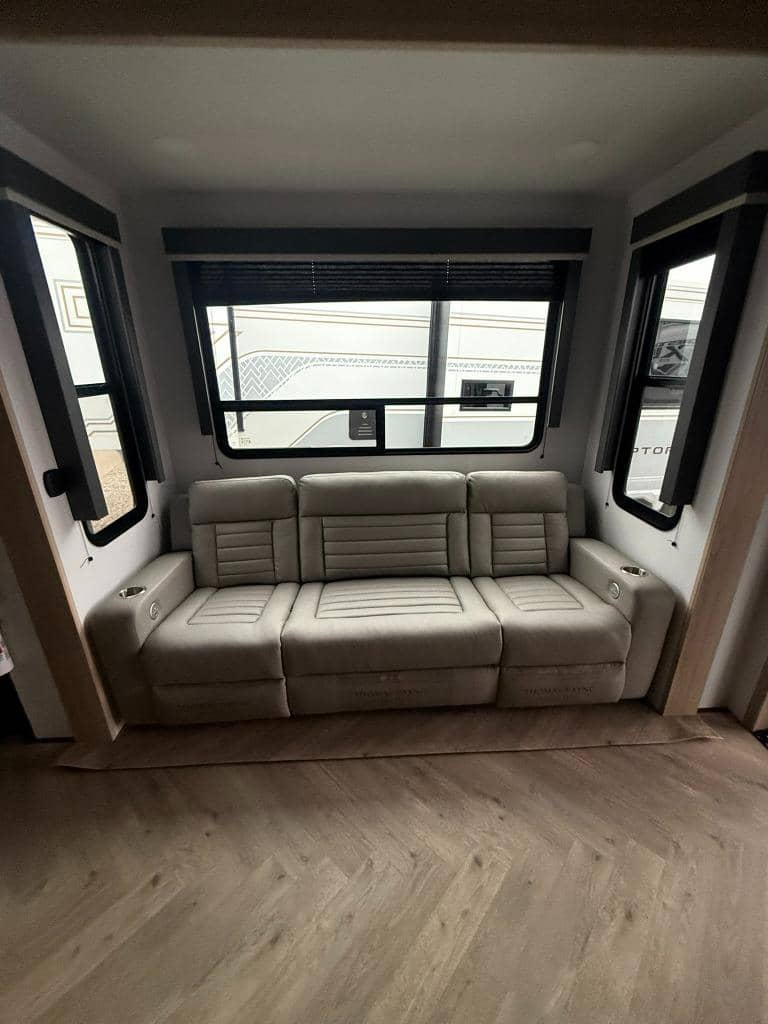 2026 Keystone RV 2026 Keystone RV Raptor Carbon Series - thumbnail 24