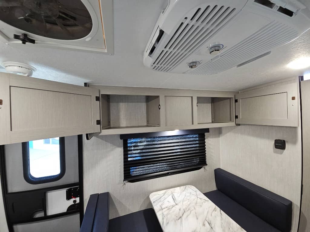 2025 Coachmen 2025 Coachmen Remote - thumbnail 15