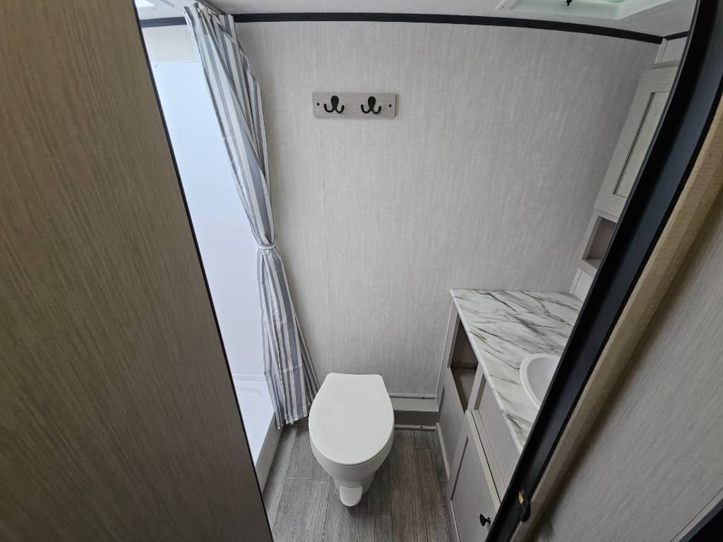 2025 Coachmen 2025 Coachmen Remote - thumbnail 22