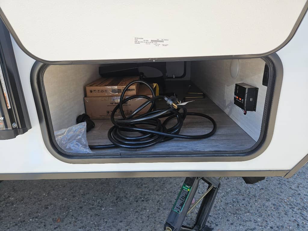 2025 Coachmen 2025 Coachmen Remote - thumbnail 32