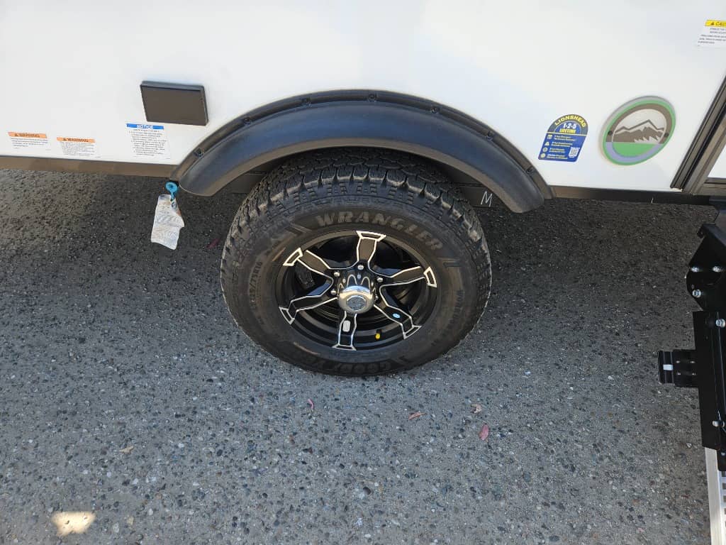 2025 Coachmen 2025 Coachmen Remote - thumbnail 36