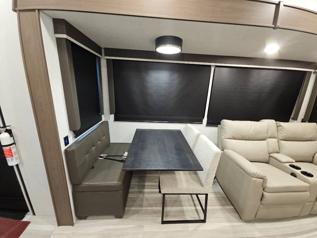 2026 Keystone RV 2026 Keystone RV Cougar - thumbnail 11