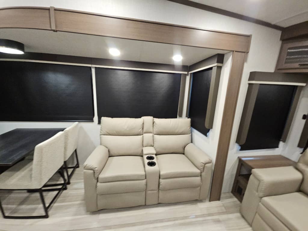 2026 Keystone RV 2026 Keystone RV Cougar - thumbnail 13