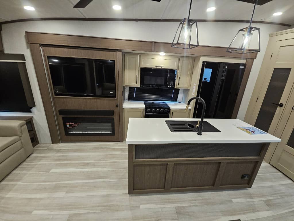 2026 Keystone RV 2026 Keystone RV Cougar - thumbnail 18