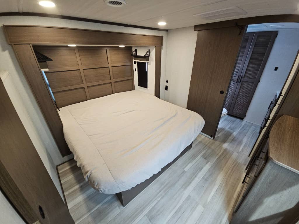 2026 Keystone RV 2026 Keystone RV Cougar - thumbnail 40