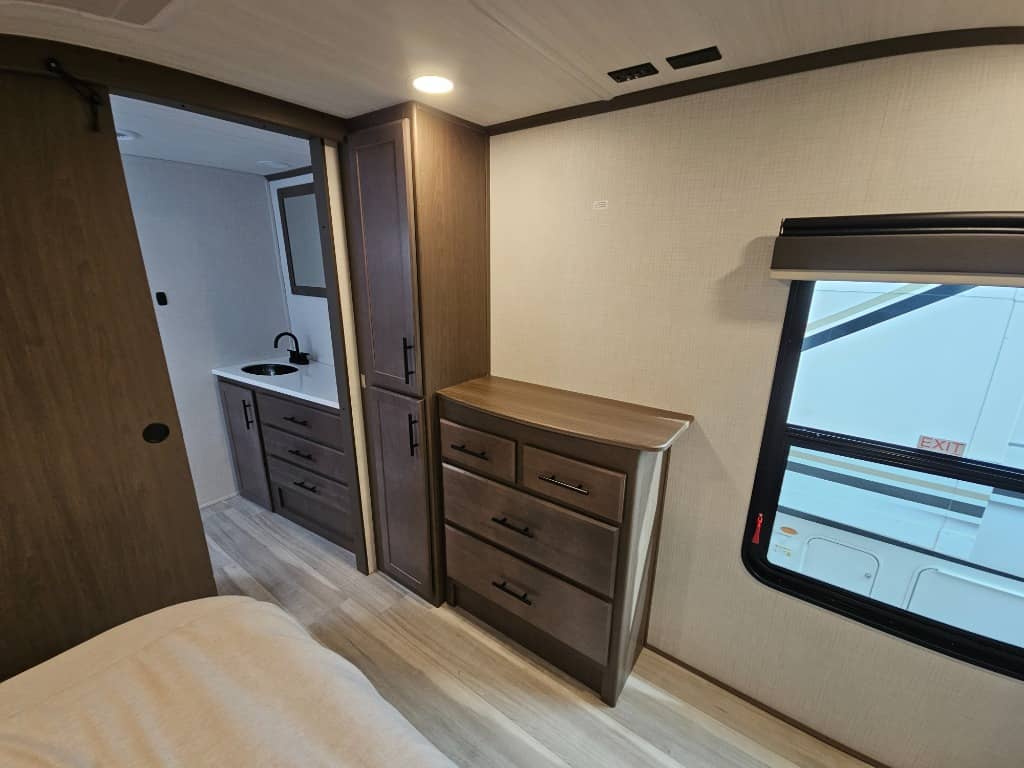 2026 Keystone RV 2026 Keystone RV Cougar - thumbnail 43