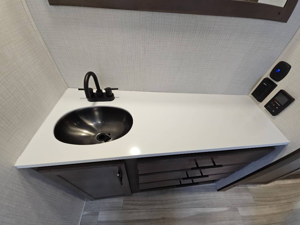 2026 Keystone RV 2026 Keystone RV Cougar - thumbnail 51