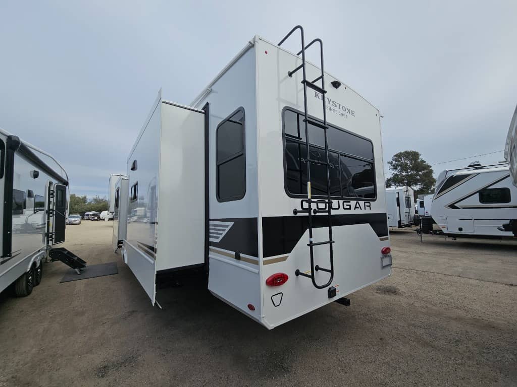 2026 Keystone RV 2026 Keystone RV Cougar - thumbnail 5