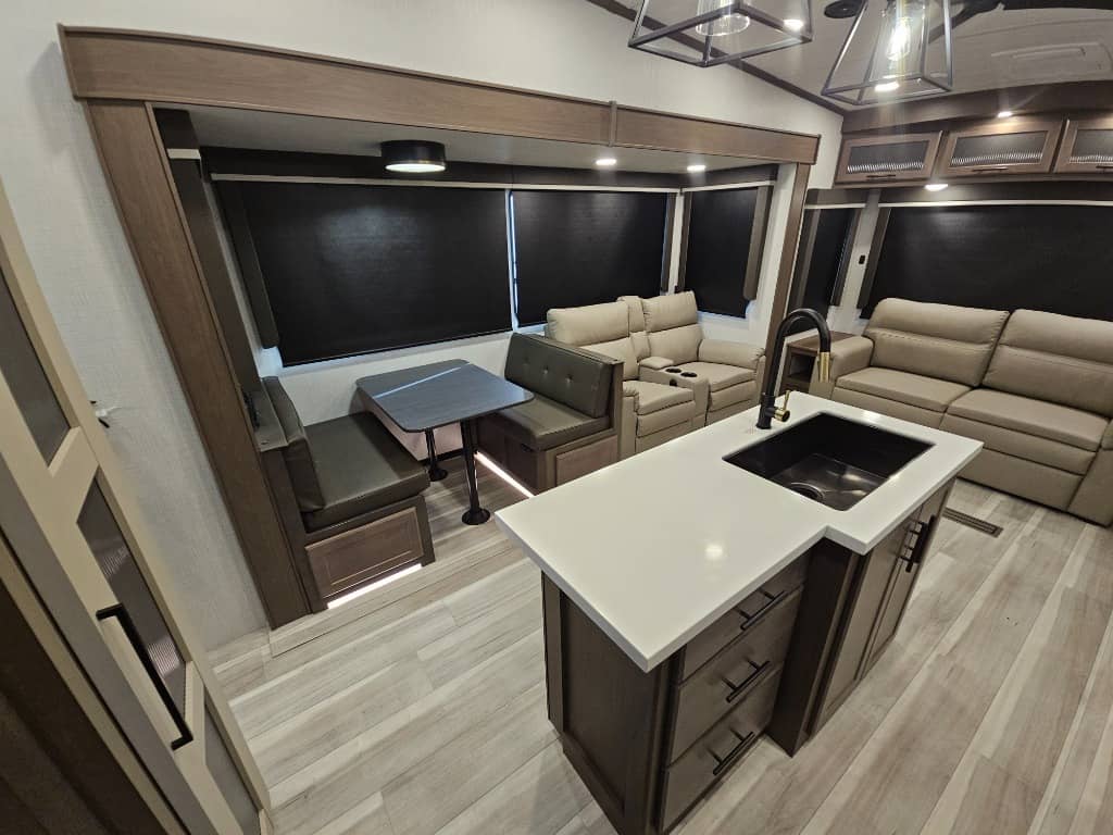 2026 Keystone RV 2026 Keystone RV Cougar - thumbnail 9