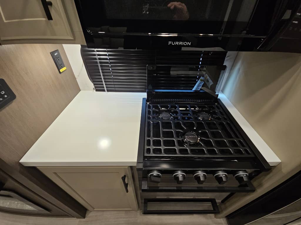 2026 Keystone RV 2026 Keystone RV Cougar - thumbnail 28