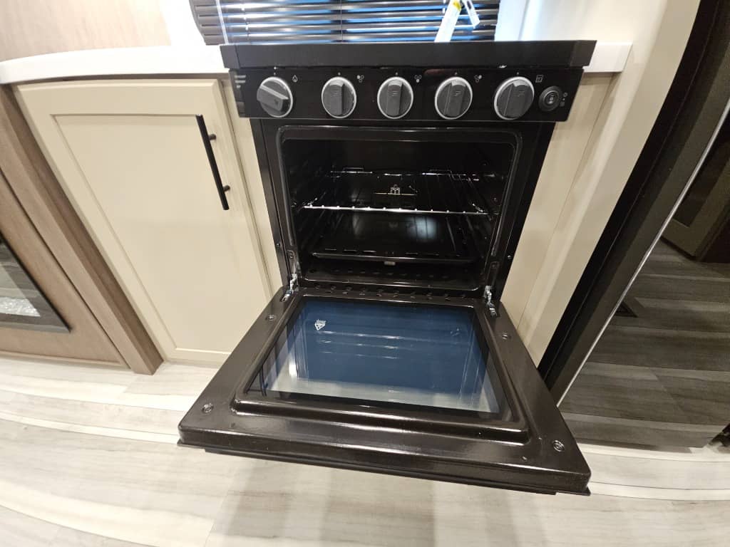 2026 Keystone RV 2026 Keystone RV Cougar - thumbnail 30