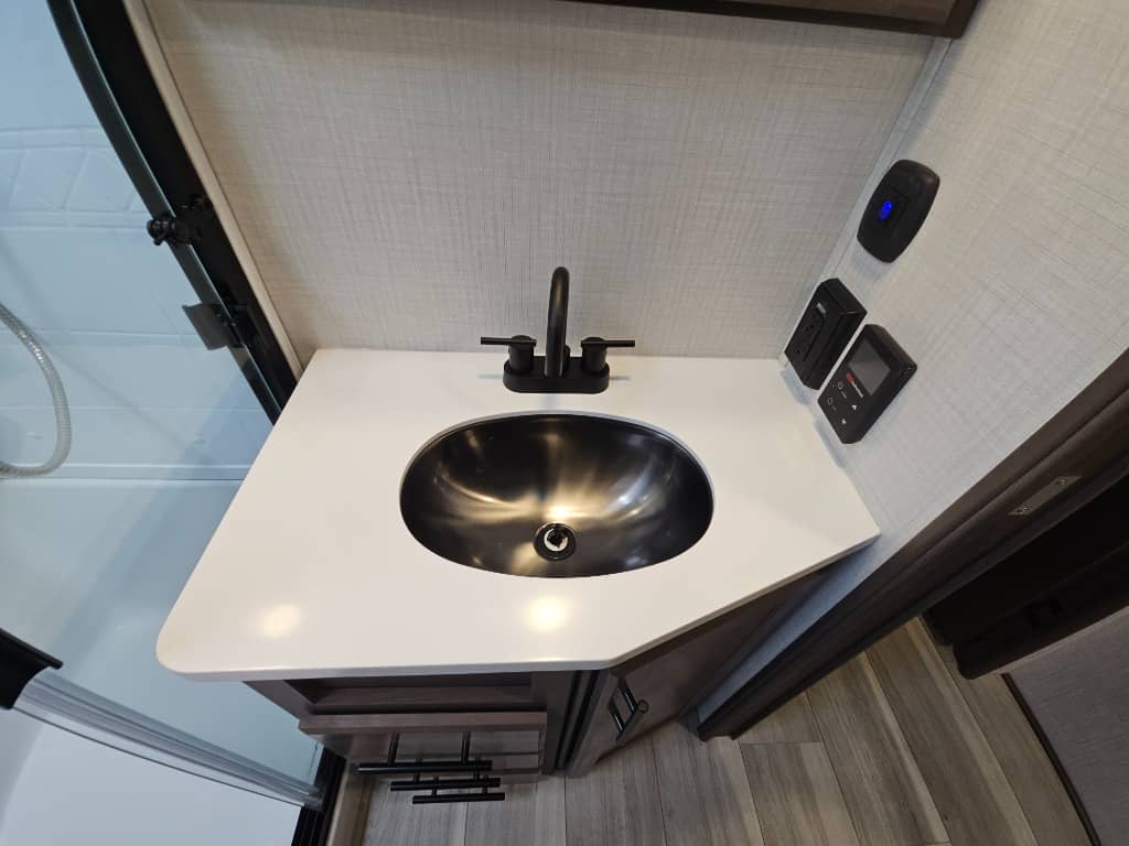 2026 Keystone RV 2026 Keystone RV Cougar - thumbnail 48