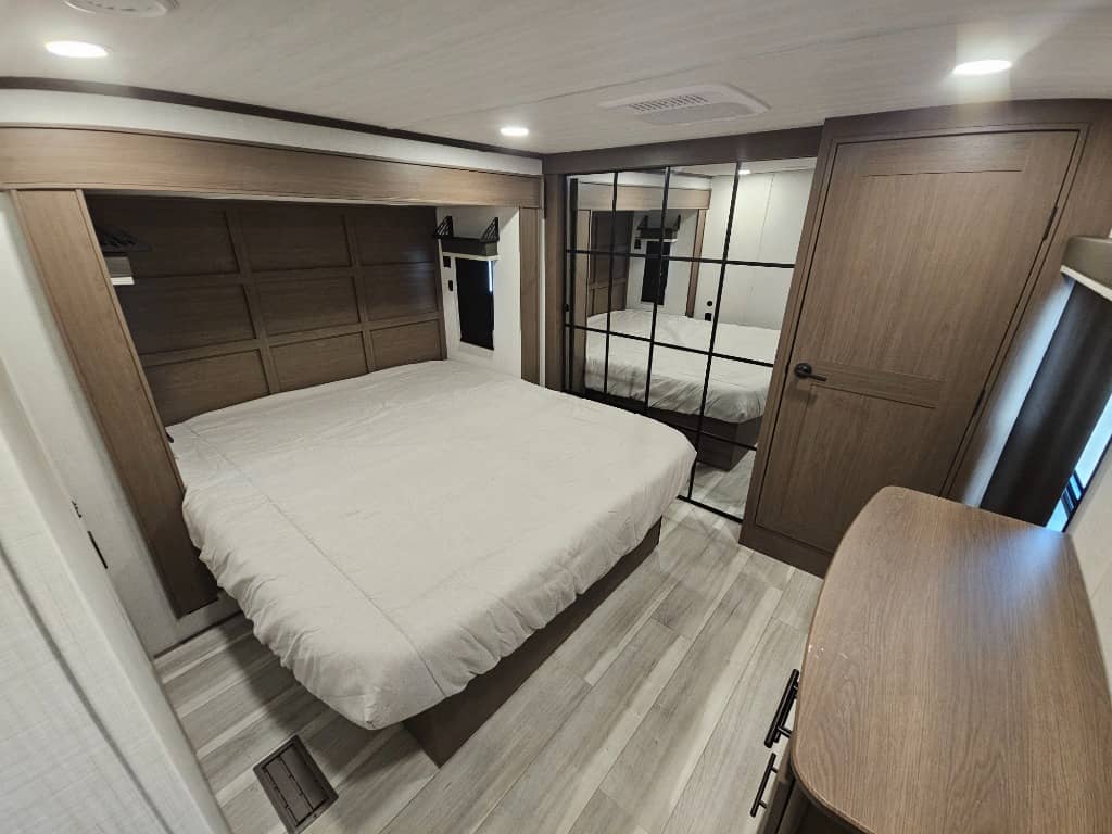 2026 Keystone RV 2026 Keystone RV Cougar - thumbnail 50