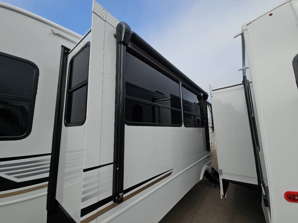 2026 Keystone RV 2026 Keystone RV Cougar - thumbnail 68