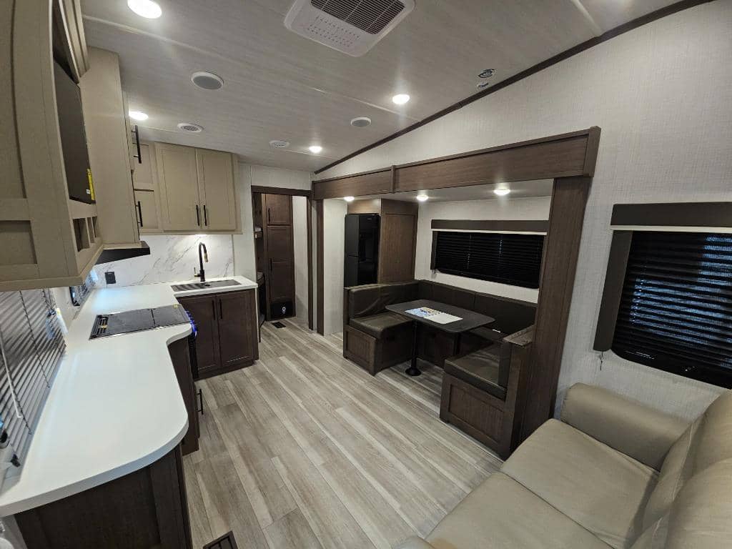 2026 Keystone RV 2026 Keystone RV Cougar - thumbnail 8