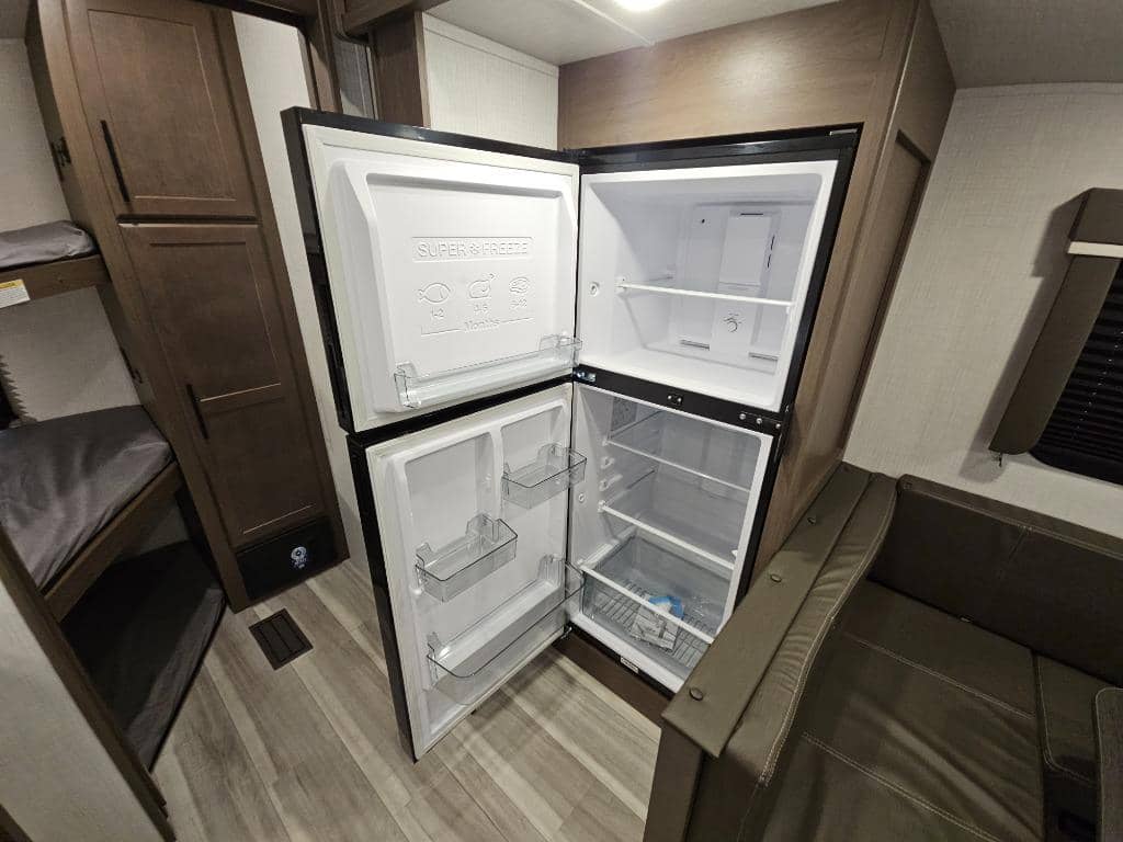 2026 Keystone RV 2026 Keystone RV Cougar - thumbnail 12