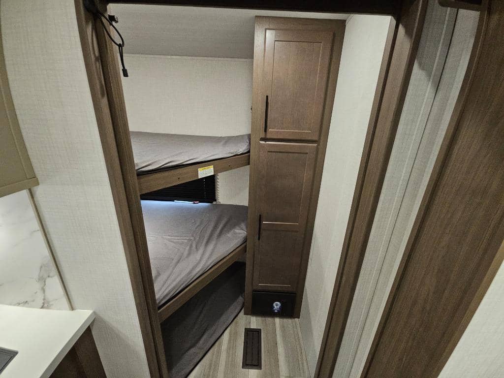 2026 Keystone RV 2026 Keystone RV Cougar - thumbnail 13