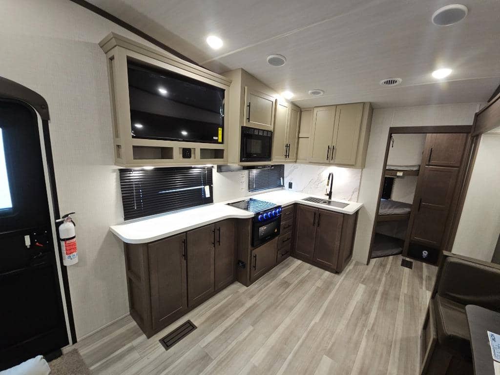 2026 Keystone RV 2026 Keystone RV Cougar - thumbnail 18