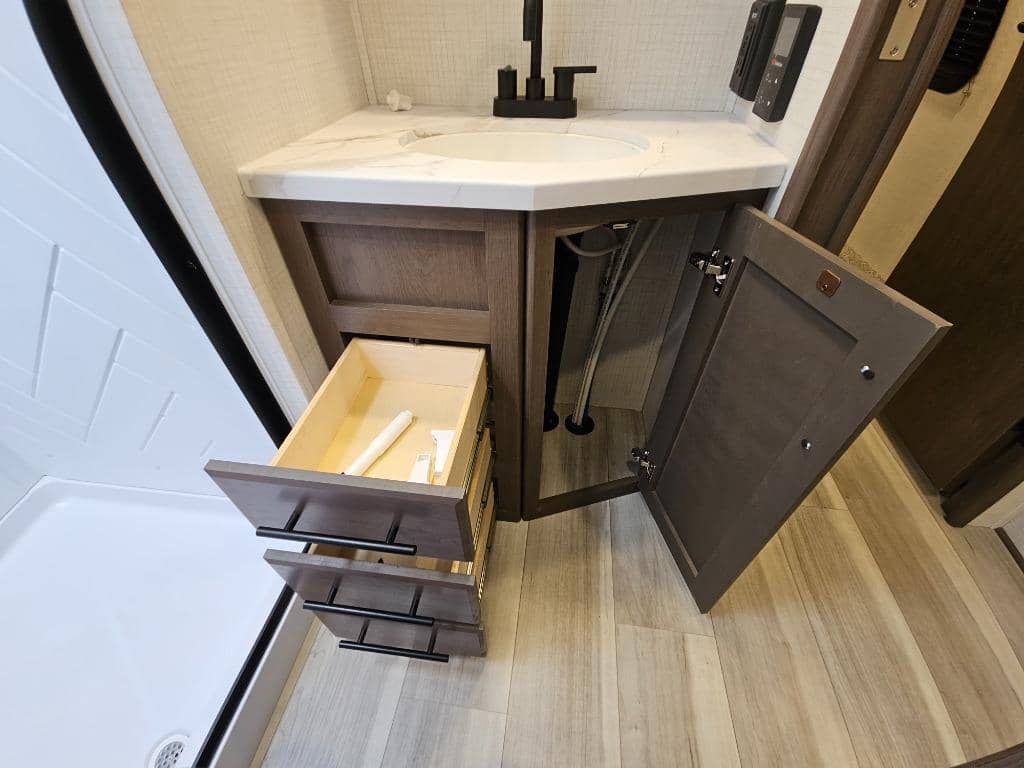 2026 Keystone RV 2026 Keystone RV Cougar - thumbnail 37