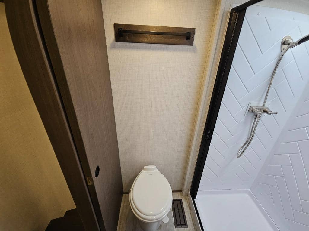 2026 Keystone RV 2026 Keystone RV Cougar - thumbnail 38