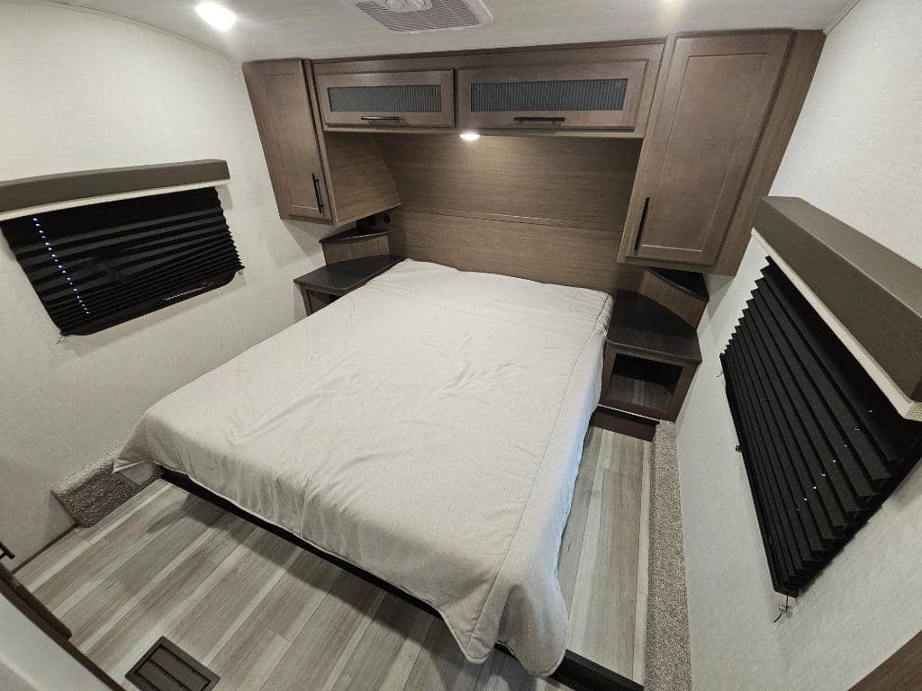 2026 Keystone RV 2026 Keystone RV Cougar - thumbnail 42