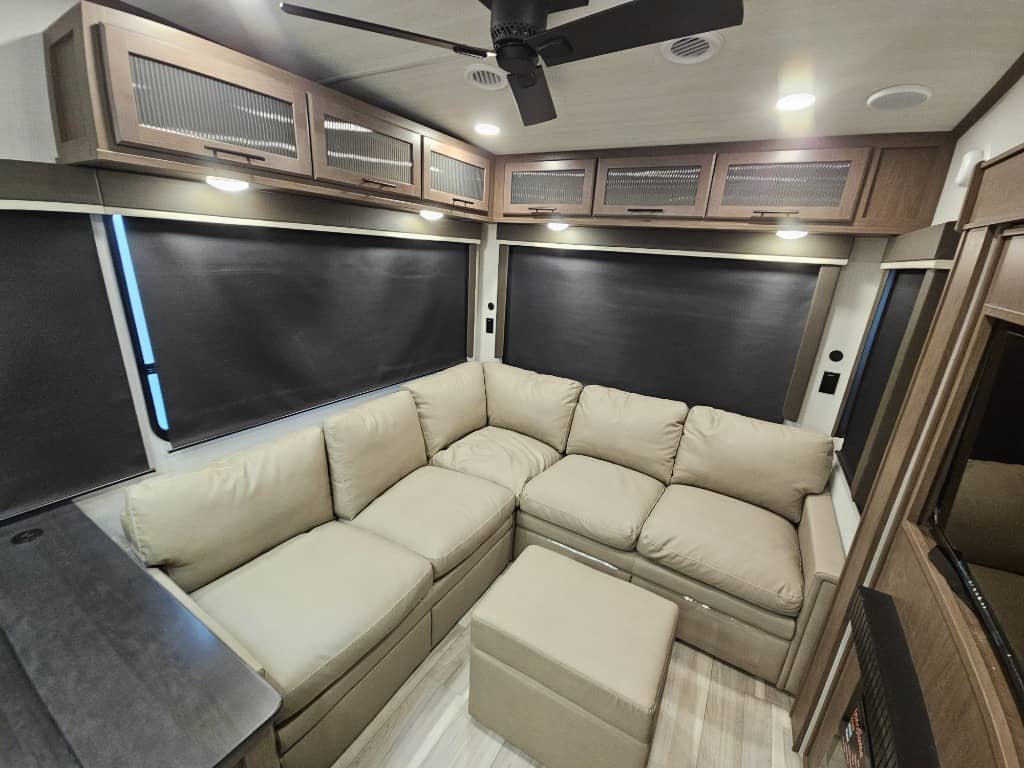 2026 Keystone RV 2026 Keystone RV Cougar Half-Ton - thumbnail 12