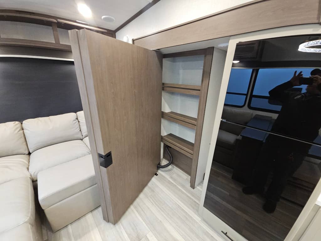 2026 Keystone RV 2026 Keystone RV Cougar Half-Ton - thumbnail 21