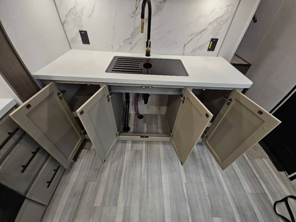 2026 Keystone RV 2026 Keystone RV Cougar Half-Ton - thumbnail 31