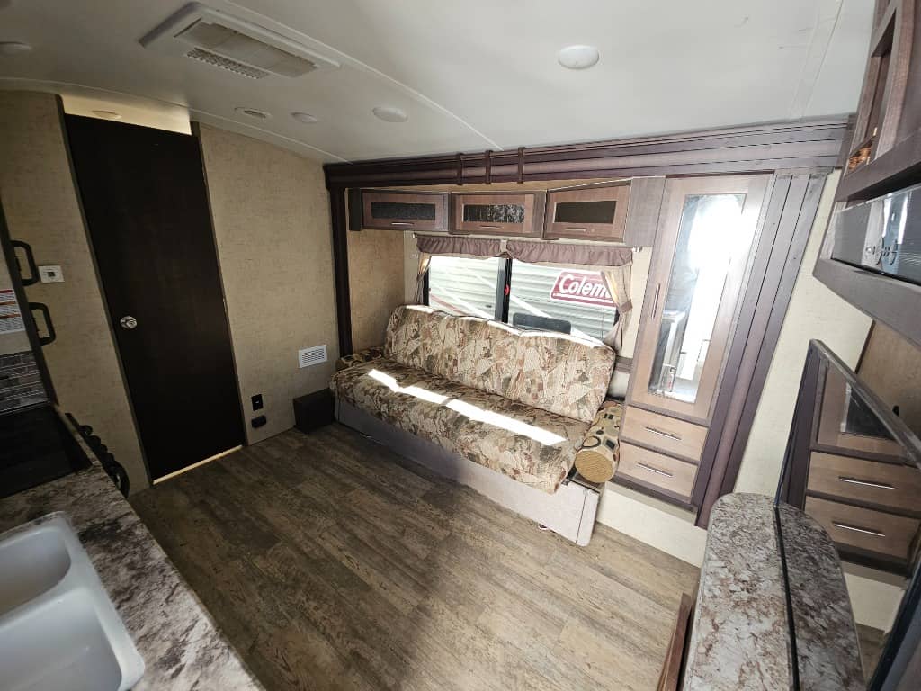 2016 Forest River 2016 Forest River Surveyor - thumbnail 8