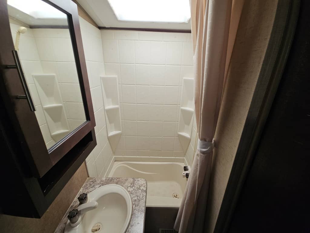 2016 Forest River 2016 Forest River Surveyor - thumbnail 30