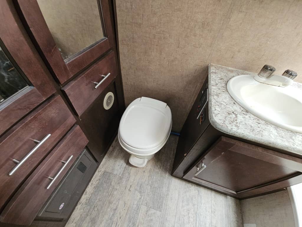 2016 Forest River 2016 Forest River Surveyor - thumbnail 35