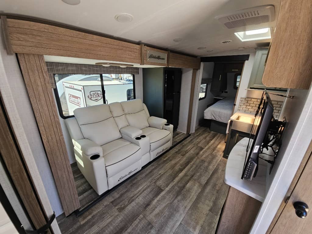 2024 Dutchmen 2024 Dutchmen Eddie Bauer - thumbnail 7