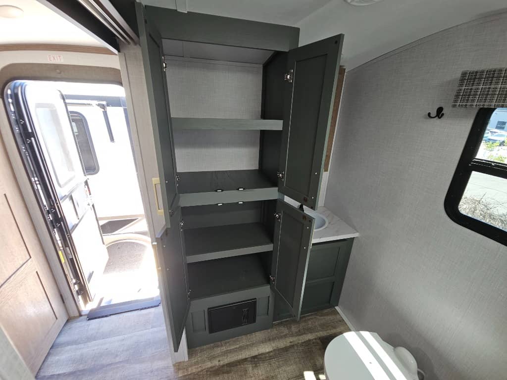 2024 Dutchmen 2024 Dutchmen Eddie Bauer - thumbnail 34