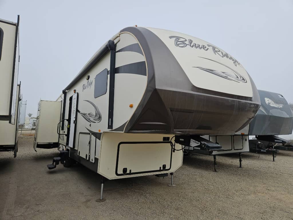 2016 Forest River RV 2016 Forest River RV Cardinal Blue Ridge - thumbnail 1