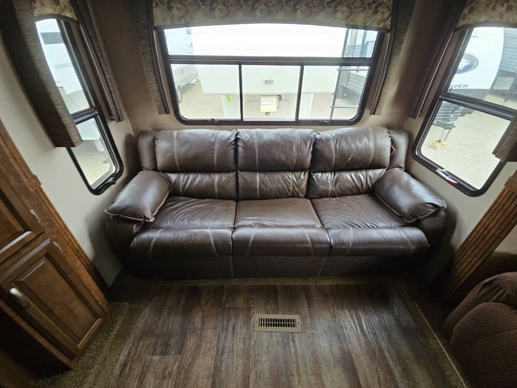 2016 Forest River RV 2016 Forest River RV Cardinal Blue Ridge - thumbnail 16