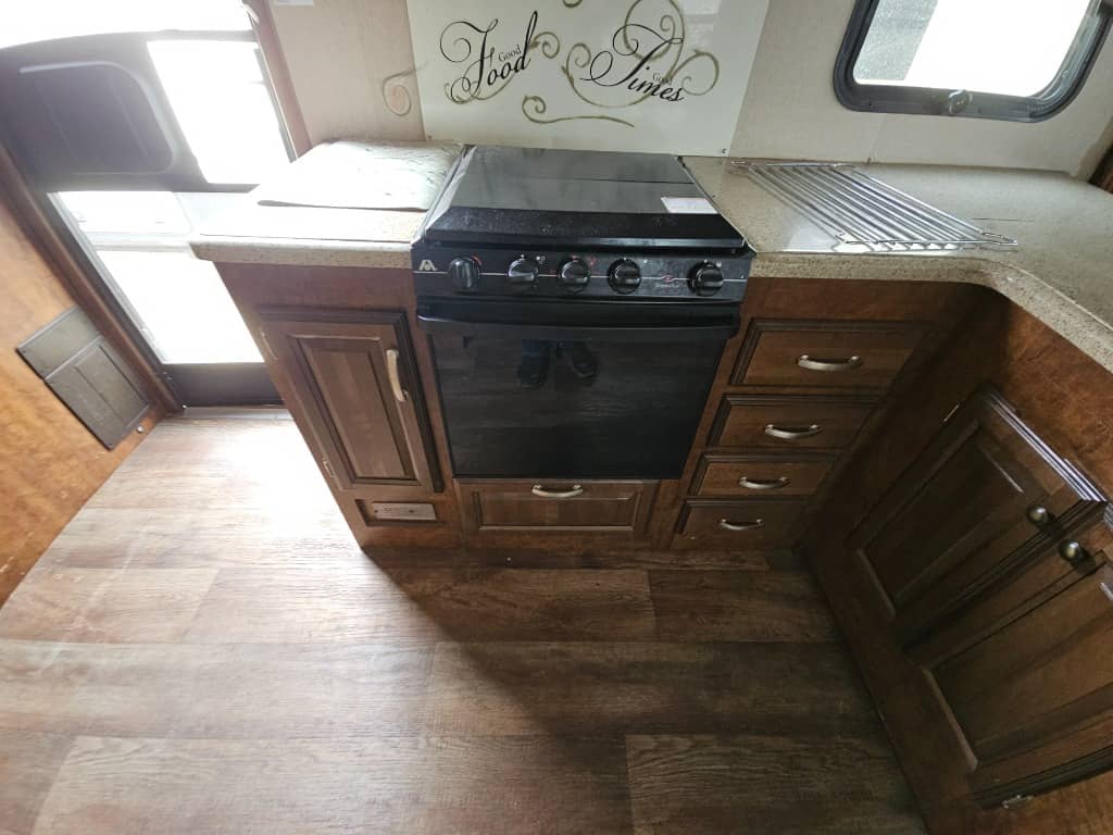 2016 Forest River RV 2016 Forest River RV Cardinal Blue Ridge - thumbnail 24