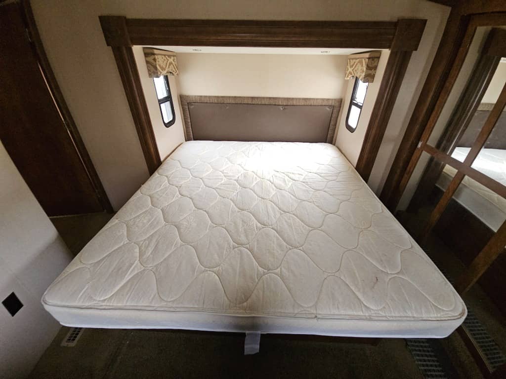 2016 Forest River RV 2016 Forest River RV Cardinal Blue Ridge - thumbnail 37